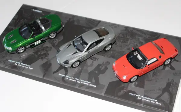 Minichamps James Bond Die Another Day Box Set - Image 2