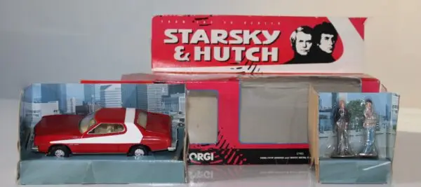 corgi sarsky and hutch ford gran torino car with figures