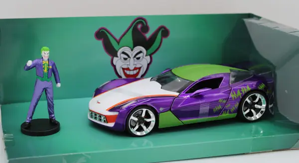 Jada Diecast Corvette Stingray Concept With Joker Figure - Image 2