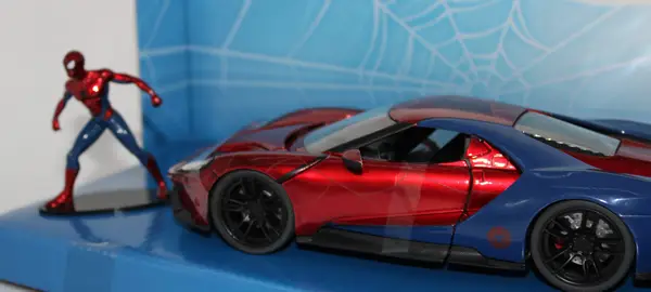 Jada Diecast Spiderman Ford GT Marvel - Image 2