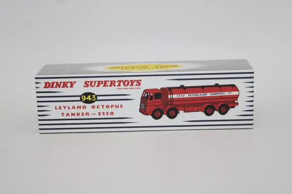 Atlas ESSO 943 Dinky Leyland Octopus IMG_3609Tanker