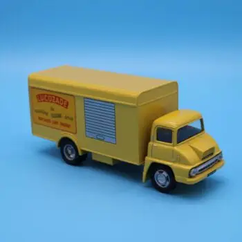 Corgi Classics Thames Box Van Lucozade