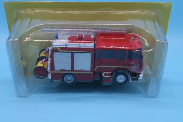 Mag Renault S100 Truck Fire Engine 1981 Red Silver - Image 2