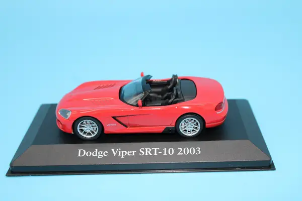 meg dodge viper srt ten