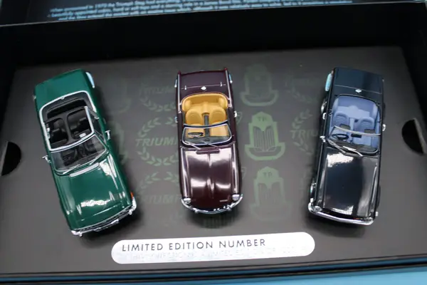 Corgi Triumph Collection Stag Spitfire TR Six - Image 2