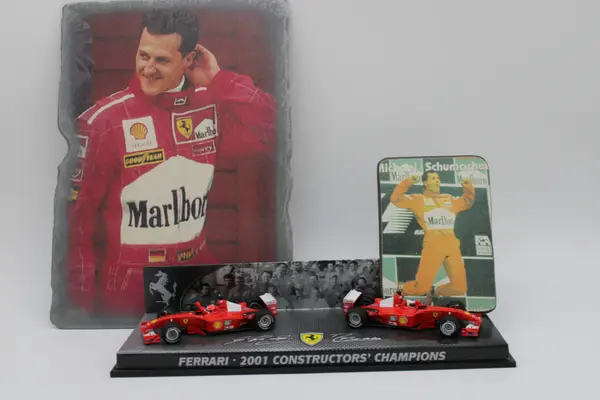 hot wheels ferrari F racing set double set michael schumacher