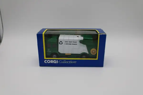Corgi Collection Refuse Trucks - Image 4