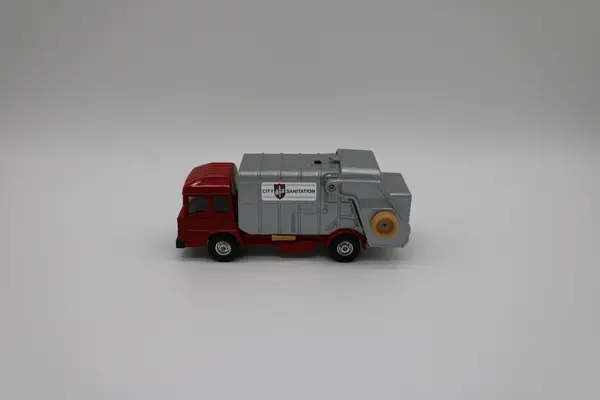 Corgi Refuse Truck - Image 2