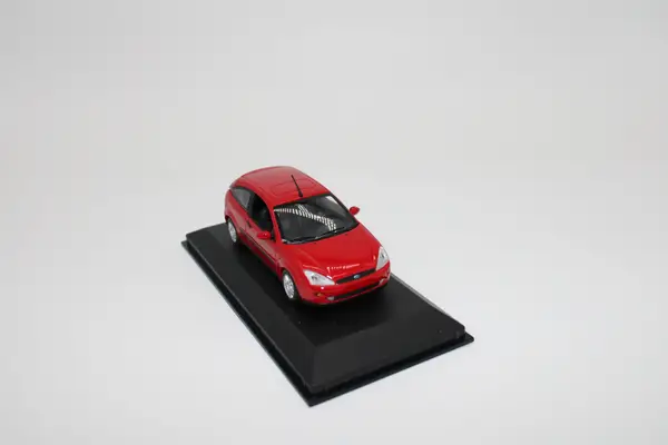 Minichamps Ford Focus Red - Image 3