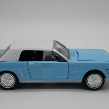Motormax Ford Mustang Thunderball