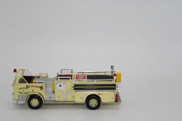 Corgi Heroes Under Fire Seagrave K Pumper Washington Fire Co One - Image 2