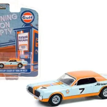 Greenlight 1967 Mercury Cougar XR7 Trans Am Racer Gulf Racing