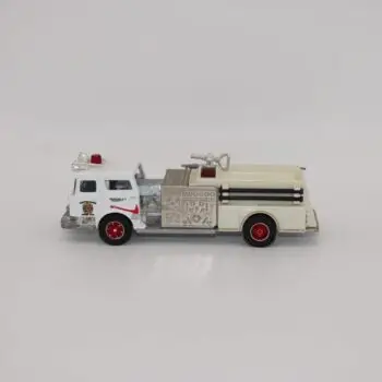 Corgi Classics 98451 Mack CF Pumper Berwick Fire Truck