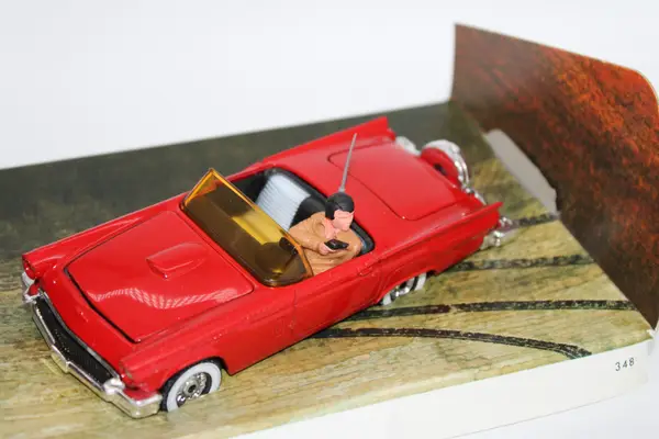 Corgi Vegas Dan Tanner's Ford Thunderbird Model 348 - Image 6