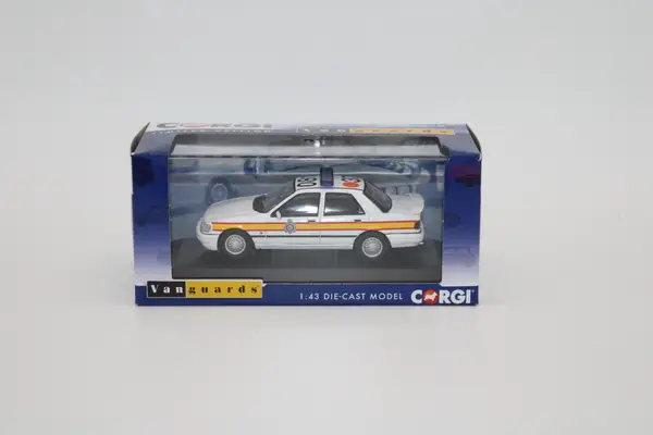 Corgi VA10014 VA10014 Ford Sierra Sapphire RS Cosworth 4x4 Sussex Police - Image 5