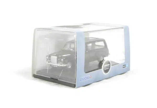 Oxford Diecast 76DS002 Daimler DS420 Hearse in Black - Image 6