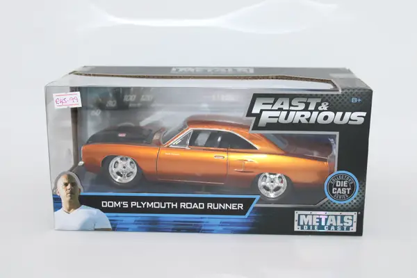 Jada Fast and Furioust No 97126 Dom's Plymouth RIMG_2956oadrunner Copper