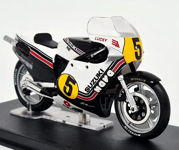 Deagostini Suzuki RGB 500 Marco Lucchinelli 1981 s-l1600 (54)
