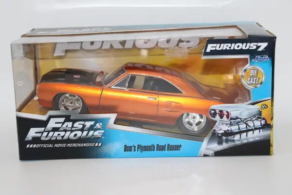 Jada Fast and Furious 7 Doms 1970 Plymouth IMG_9808Road Runner
