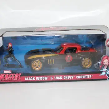 Jada 253225014 Hollywood Rides Marvel Black Widow 1966 Chevy IMG_9551