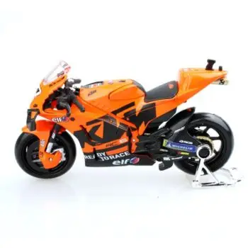 Maisto KTM RC16TECH 3 KTM FactorKTMRC16_27RedBullKTMTech3FactoryRacing1_18ScaleModelleftsidey Racing No27 Iker