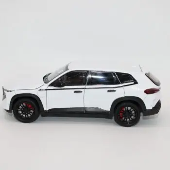 BMW XM SUV High Simulation White IMG_0555