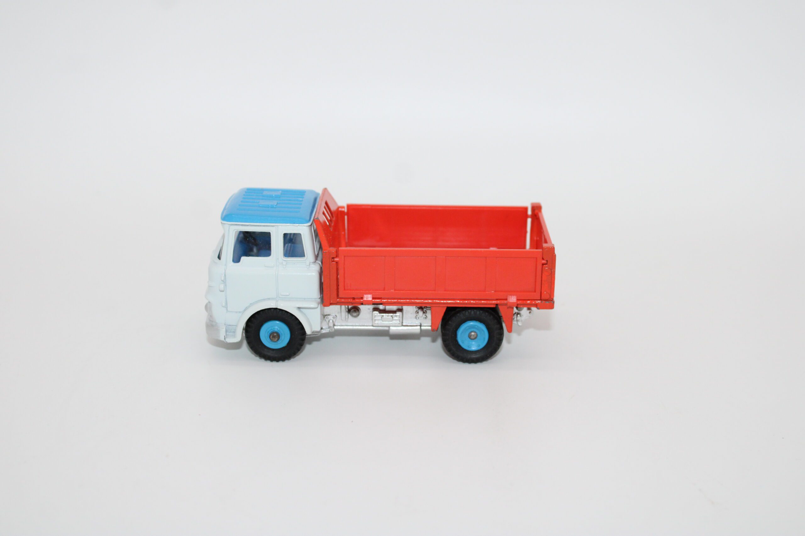 Dinky Toys 435 Bedford TK Tipper - Darlington Diecast