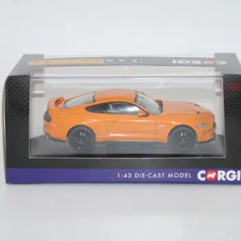 Corgi Vanguards VA15502 Ford Mustang MK6 Fastback IMG_2940