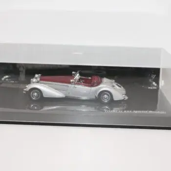 Minichamps Horch 855 Special Roadster 1938 IMG_3128