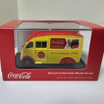 Oxford Diecast 76CM010CC Commer Q25 Van Coca Cola van