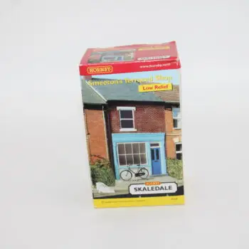 Hornby Skaledale R8646 Smeetons Terraced Shop IMG_5113