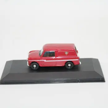Corgi IMG_5816 Morris Mini Van