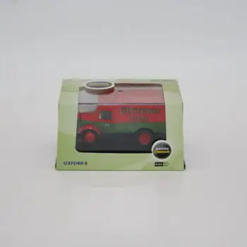 Oxford Diecast Xmas Austin ATV 2020 IMG_5990