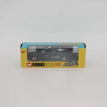 CORGI 267 1966 Batmobile With Batman And Robin IMG_6881