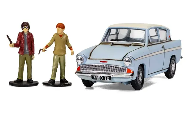 Corgi Harry Potter Flying Ford Anglia - CC99725 - Image 4