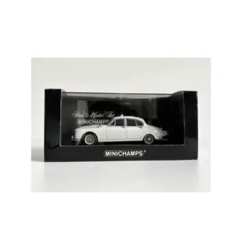 Minichamps 1959 Jaguar MkII Police Car