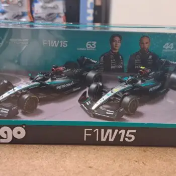 Burago Mercedes F1W15 - Russell & Hamilton - Petronas